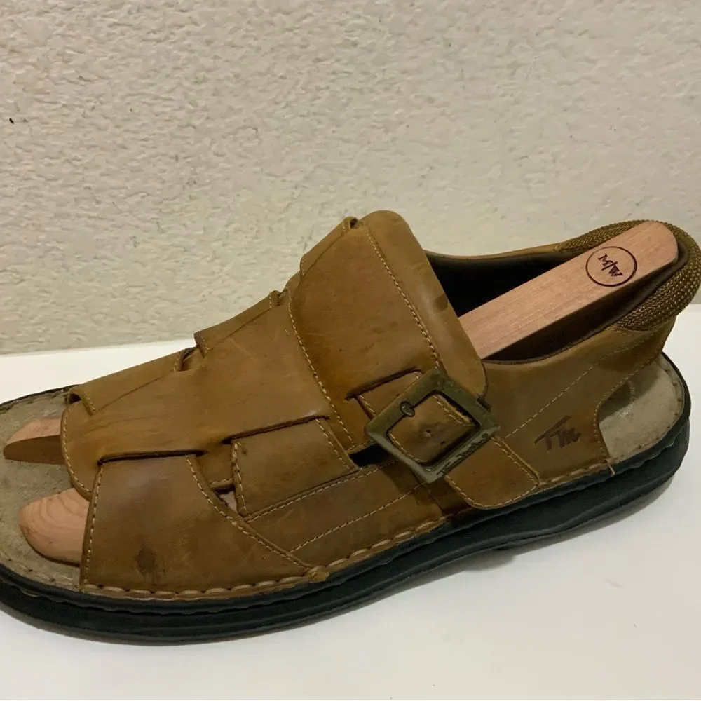 Thom McAn Men’s Size 13 Brown Open Toe Buckle Sandals Upper Leather